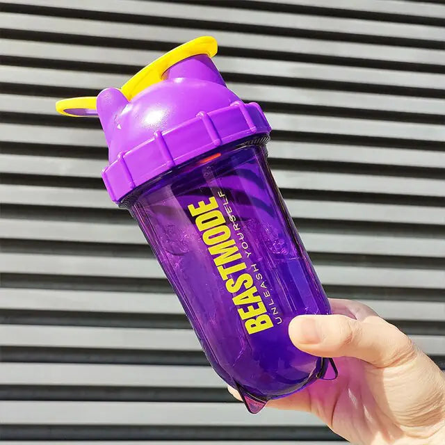 Bouteille d'eau Fitness Protein Shaker -- Cette bouteille d'eau d'un excellent rapport qualité-prix est conçue pour répondre à tous vos besoins de remise en forme --