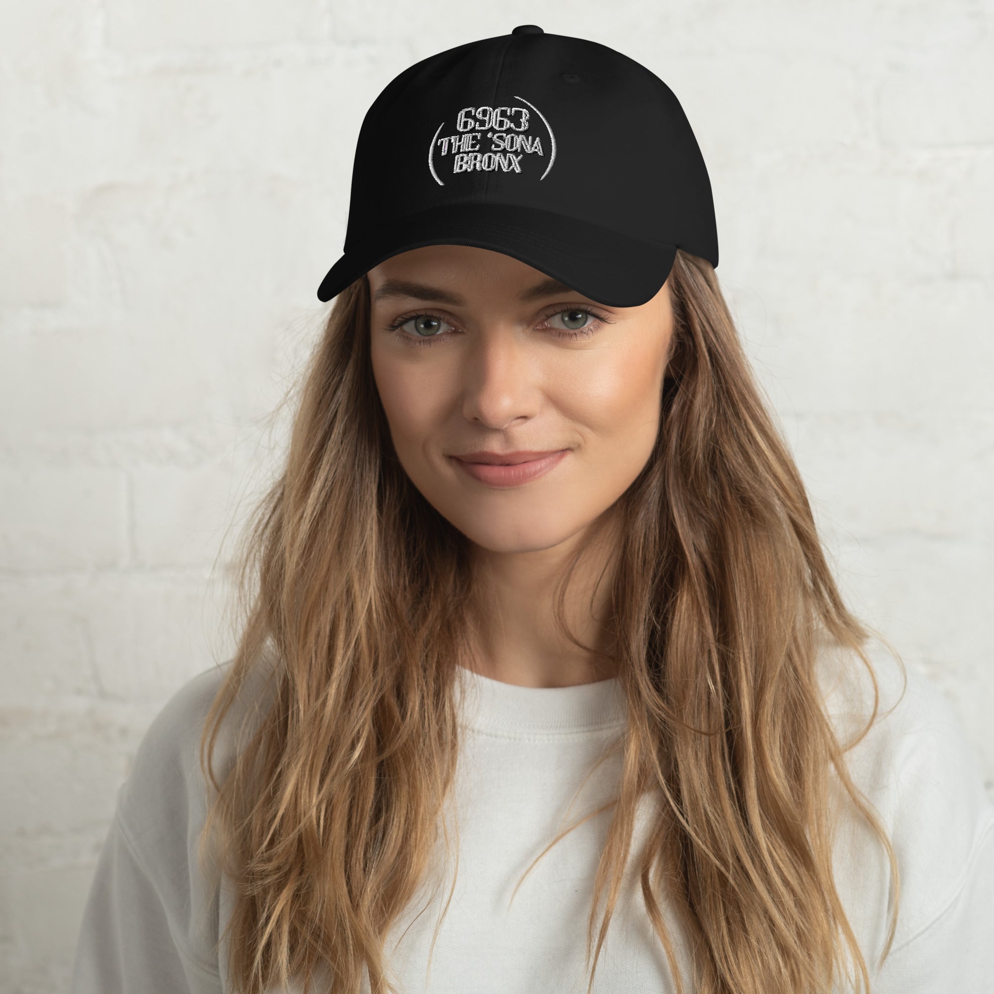 Cappellino con logo ricamato 6963The 'Sona Bronx