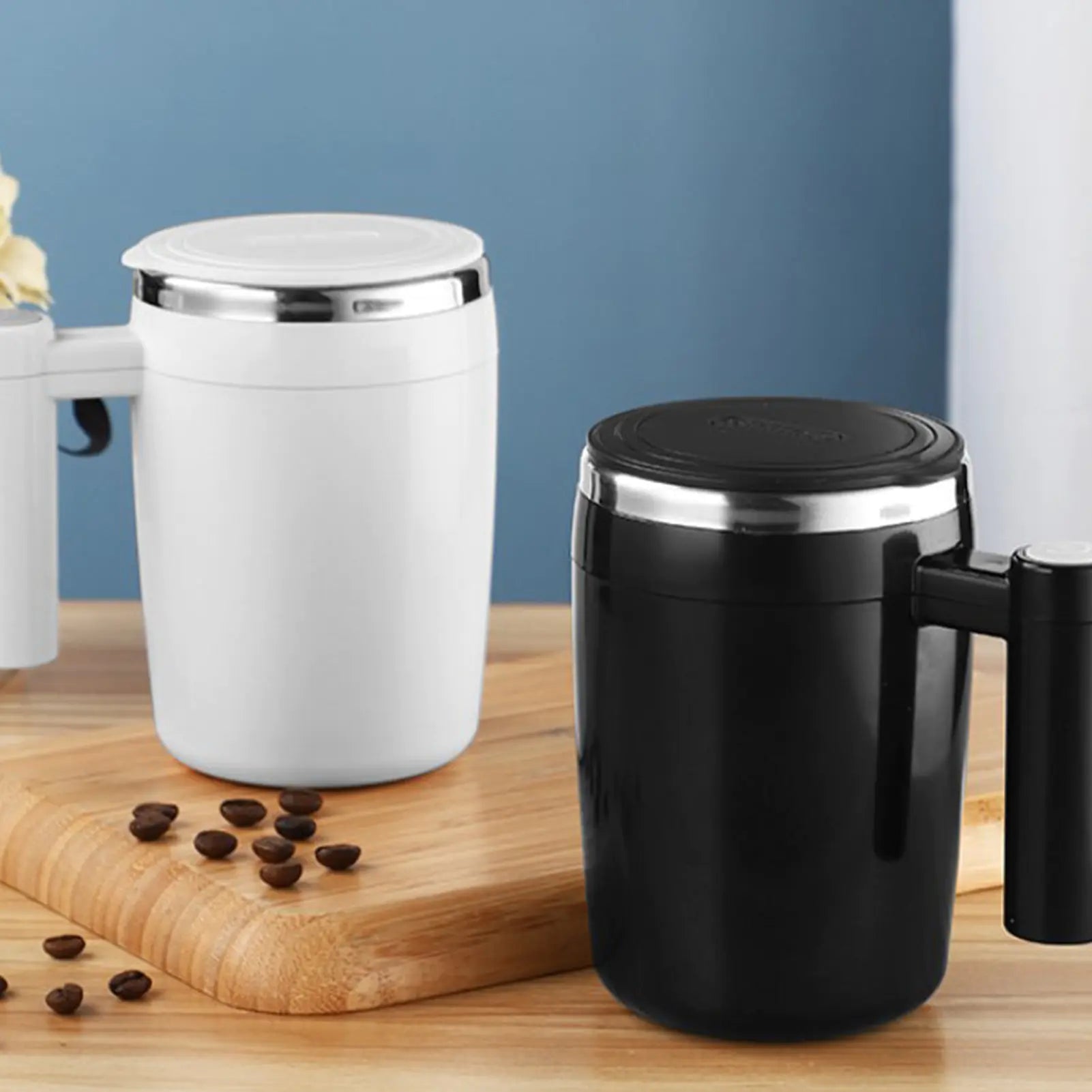 Tazza da caffè automatica -- il dispositivo ideale per mescolare senza sforzo --